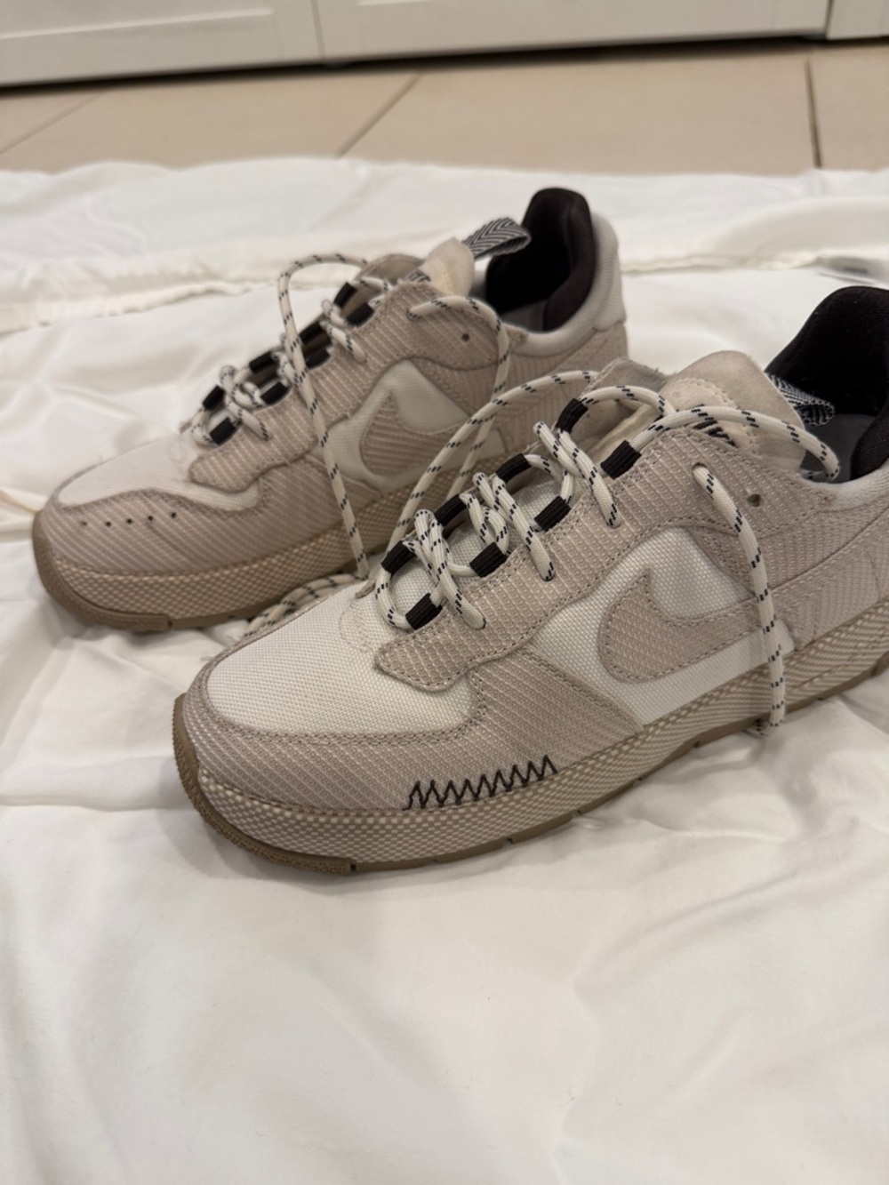 Nike Air Force 1 Wild - Picture 2 of 2